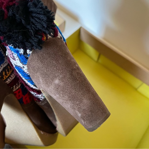 The cutest Anthropologie booties by Jasper & Jeera size 8 - Picture 2 of 7